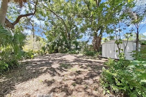 Casa en venta en Tampa, Florida, 3 dormitorios, 126.35 m2 № 1131813 - foto 14