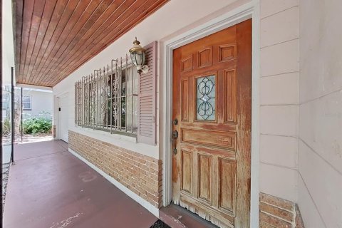 Casa en venta en Tampa, Florida, 3 dormitorios, 126.35 m2 № 1131813 - foto 10