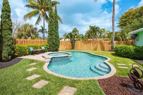 Villa ou maison à vendre à Fort Lauderdale, Floride: 3 chambres, 145.39 m2 № 2085314 - photo 2
