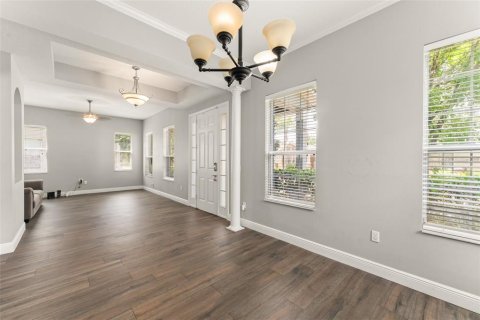 House in Windermere, Florida 4 bedrooms, 214.23 sq.m. № 1743665 - photo 3