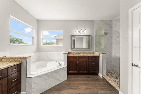 House in Windermere, Florida 4 bedrooms, 214.23 sq.m. № 1743665 - photo 23