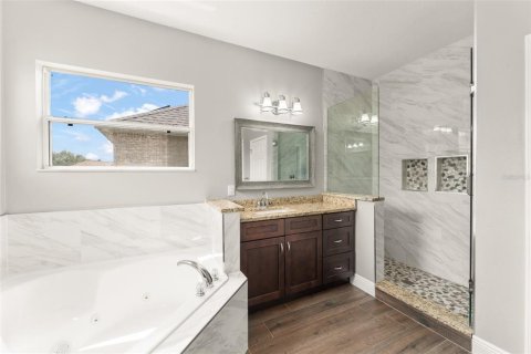 House in Windermere, Florida 4 bedrooms, 214.23 sq.m. № 1743665 - photo 24