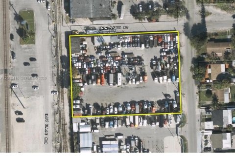 Immobilier commercial à Miami, Floride № 2170400