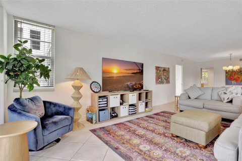 Copropriété à vendre à Pompano Beach, Floride: 3 chambres, 150.5 m2 № 2186009 - photo 14