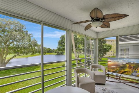 Copropriété à vendre à Pompano Beach, Floride: 3 chambres, 150.5 m2 № 2186009 - photo 30