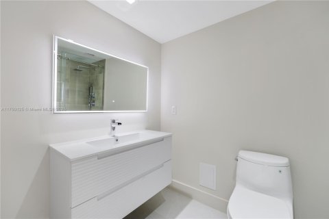 Copropriété à vendre à Miami Beach, Floride: 3 chambres, 262.63 m2 № 1875376 - photo 19