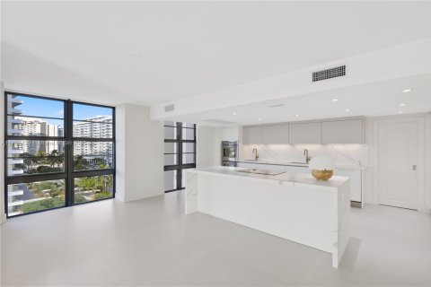 Copropriété à vendre à Miami Beach, Floride: 3 chambres, 262.63 m2 № 1875376 - photo 3