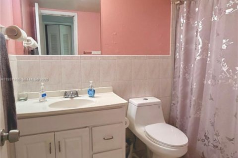 Copropriété à vendre à Miami Gardens, Floride: 1 chambre, 77.67 m2 № 1992521 - photo 16