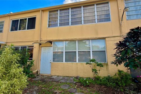 Copropriété à vendre à Miami Gardens, Floride: 1 chambre, 77.67 m2 № 1992521 - photo 21