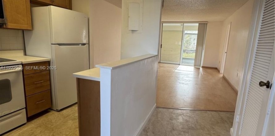 Condo à Sunrise, Floride, 2 chambres  № 1976730