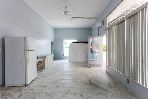 Commercial property in Pompano Beach, Florida № 2083514 - photo 12