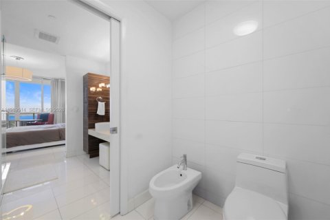 Copropriété à louer à Miami, Floride: 3 chambres, 158.68 m2 № 2051586 - photo 18