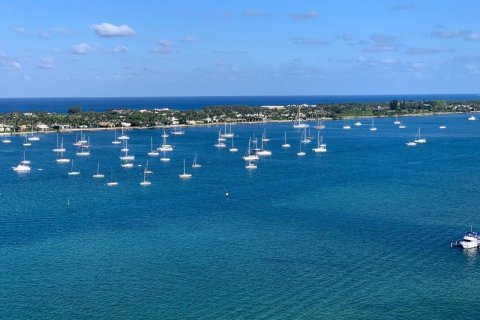 Copropriété à louer à West Palm Beach, Floride: 2 chambres, 114.73 m2 № 2338176 - photo 3