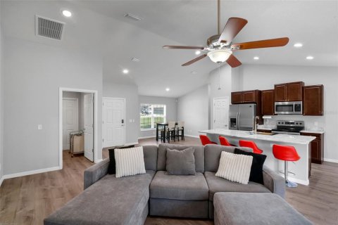Casa en venta en Ocala, Florida, 3 dormitorios, 142.14 m2 № 1899806 - foto 3
