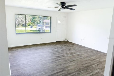 Casa en venta en Ocala, Florida, 4 dormitorios, 117.43 m2 № 1793951 - foto 12