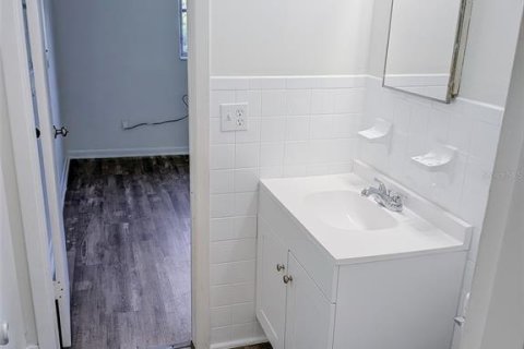 Casa en venta en Ocala, Florida, 4 dormitorios, 117.43 m2 № 1793951 - foto 8