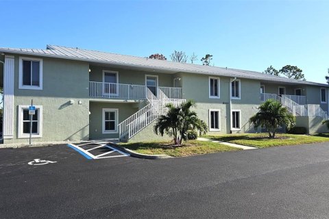 Condo in Rotonda, Florida, 2 bedrooms  № 2350098