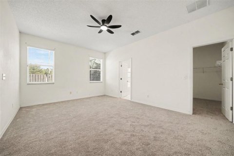 House in Orlando, Florida 3 bedrooms, 185.06 sq.m. № 2345646 - photo 21