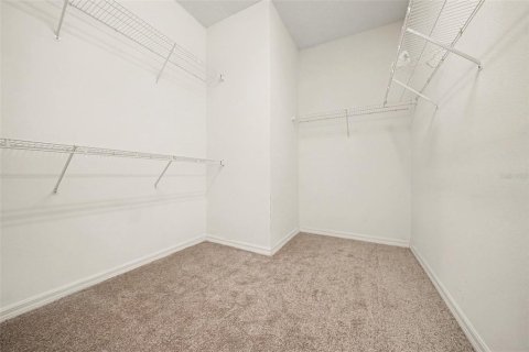 House in Orlando, Florida 3 bedrooms, 185.06 sq.m. № 2345646 - photo 24