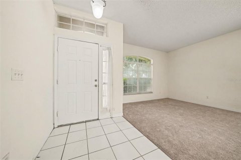 House in Orlando, Florida 3 bedrooms, 185.06 sq.m. № 2345646 - photo 4