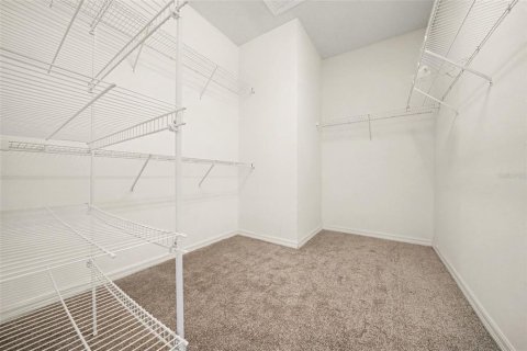 House in Orlando, Florida 3 bedrooms, 185.06 sq.m. № 2345646 - photo 18