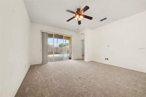 House in Orlando, Florida 3 bedrooms, 185.06 sq.m. № 2345646 - photo 10