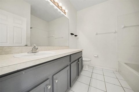 House in Orlando, Florida 3 bedrooms, 185.06 sq.m. № 2345646 - photo 27