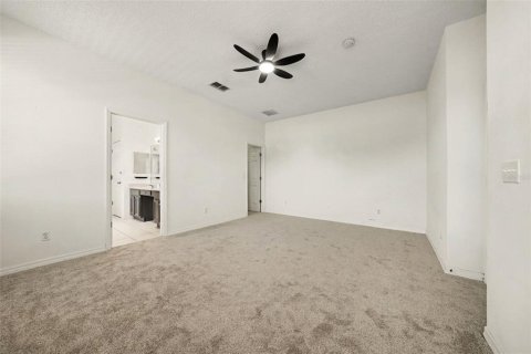 House in Orlando, Florida 3 bedrooms, 185.06 sq.m. № 2345646 - photo 22