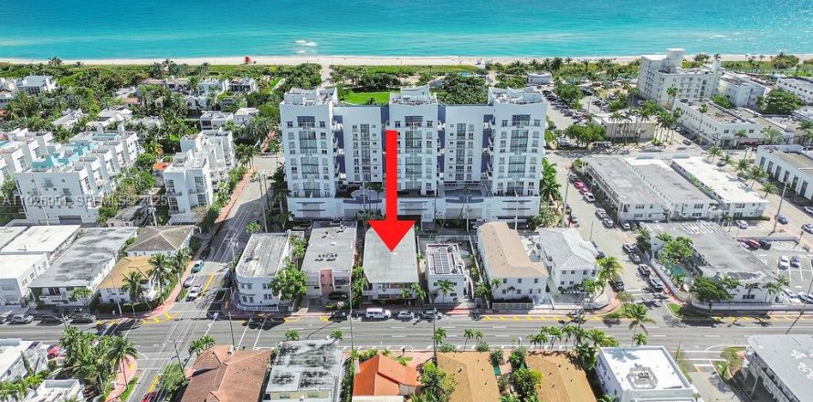 Condo in Miami Beach, Florida, 1 bedroom  № 1985933
