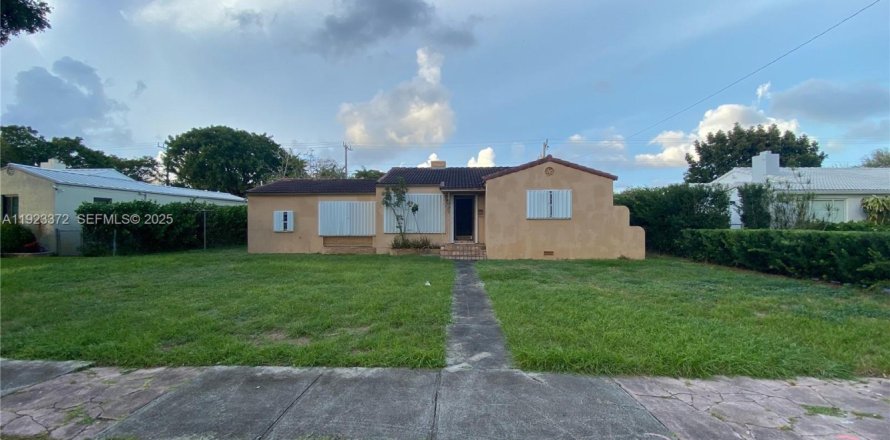 Terreno en Miami Shores, Florida № 1983562