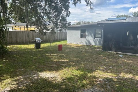 House in Deltona, Florida 5 bedrooms, 182.65 sq.m. № 2394301 - photo 6