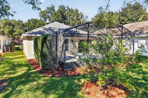 Villa ou maison à vendre à Mount Dora, Floride: 2 chambres, 140.93 m2 № 2418578 - photo 27