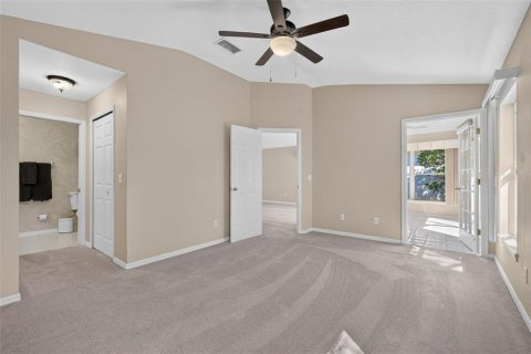 Villa ou maison à vendre à Mount Dora, Floride: 2 chambres, 140.93 m2 № 2418578 - photo 19
