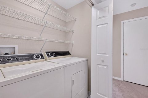 Villa ou maison à vendre à Mount Dora, Floride: 2 chambres, 140.93 m2 № 2418578 - photo 16