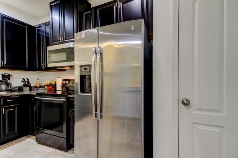 Adosado en venta en Brandon, Florida, 3 dormitorios, 142.7 m2 № 1529220 - foto 11