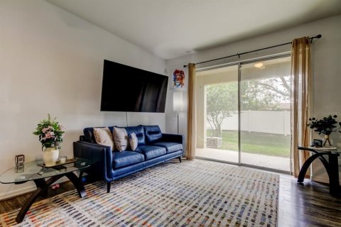 Adosado en venta en Brandon, Florida, 3 dormitorios, 142.7 m2 № 1529220 - foto 18