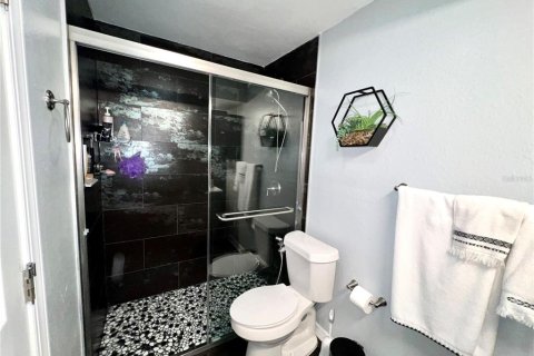 Condo in Port Charlotte, Florida, 2 bedrooms  № 502288 - photo 16