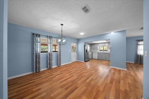 Casa en venta en Ocala, Florida, 2 dormitorios, 106.28 m2 № 2383927 - foto 4