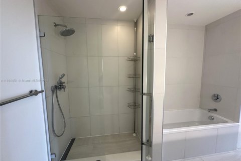 Снять в аренду кондоминиум в Санрайз, Флорида 3 спальни, 117.24м2, № 1948694 - фото 26