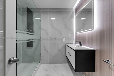 Villa ou maison à vendre à Pinecrest, Floride: 5 chambres, 310.85 m2 № 2059970 - photo 30