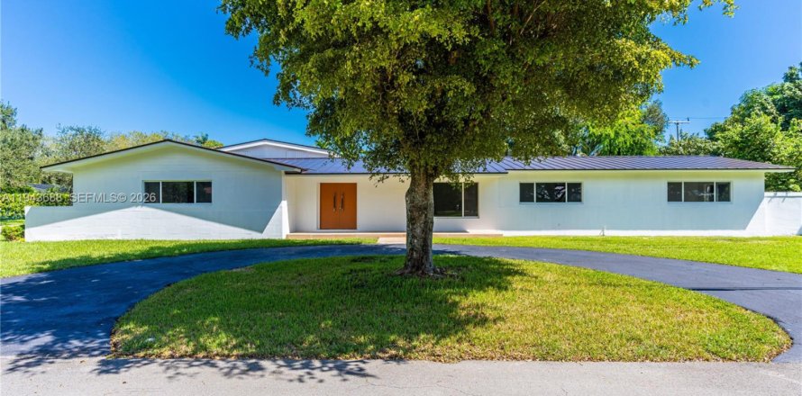 Villa ou maison à Pinecrest, Floride 5 chambres, 310.85 m2 № 2059970