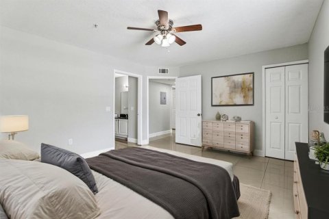 Condo in Orlando, Florida, 2 bedrooms  № 1840143 - photo 10