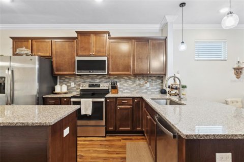 House in Gainesville, Florida 3 bedrooms, 152.27 sq.m. № 1717342 - photo 9