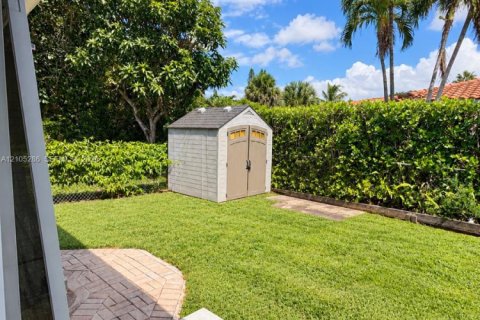 Villa ou maison à louer à Coral Springs, Floride: 2 chambres, 302.86 m2 № 2415968 - photo 6