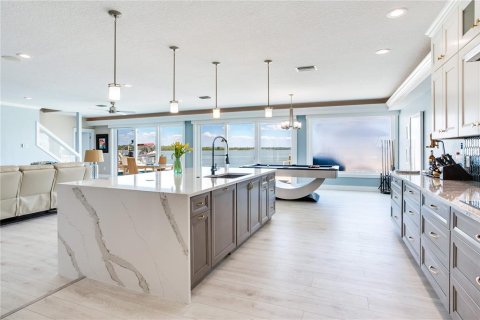 Villa ou maison à vendre à Madeira Beach, Floride: 4 chambres, 323.39 m2 № 2219040 - photo 30