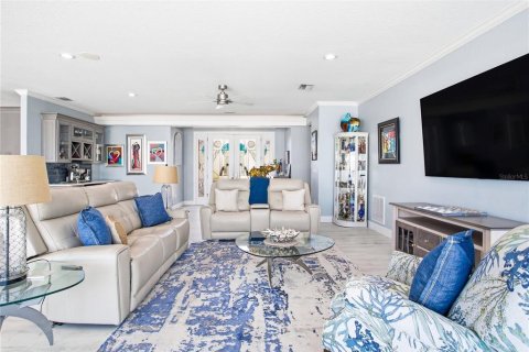 Villa ou maison à vendre à Madeira Beach, Floride: 4 chambres, 323.39 m2 № 2219040 - photo 14
