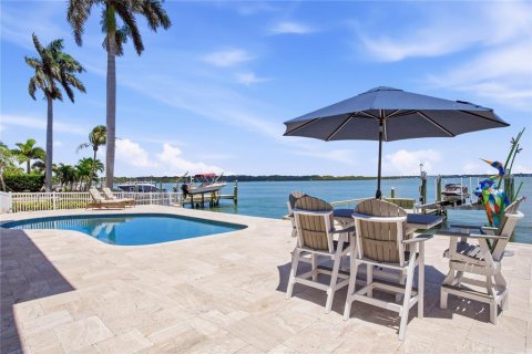Villa ou maison à vendre à Madeira Beach, Floride: 4 chambres, 323.39 m2 № 2219040 - photo 5