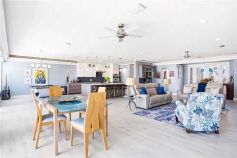 Villa ou maison à vendre à Madeira Beach, Floride: 4 chambres, 323.39 m2 № 2219040 - photo 20