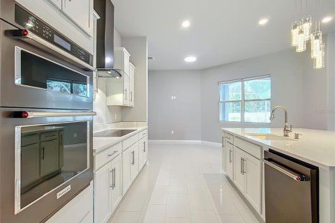 House in Beverly Hills, Florida 3 bedrooms, 319.68 sq.m. № 1845342 - photo 6