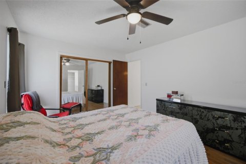 Villa ou maison à vendre à Tampa, Floride: 3 chambres, 157 m2 № 2220155 - photo 16